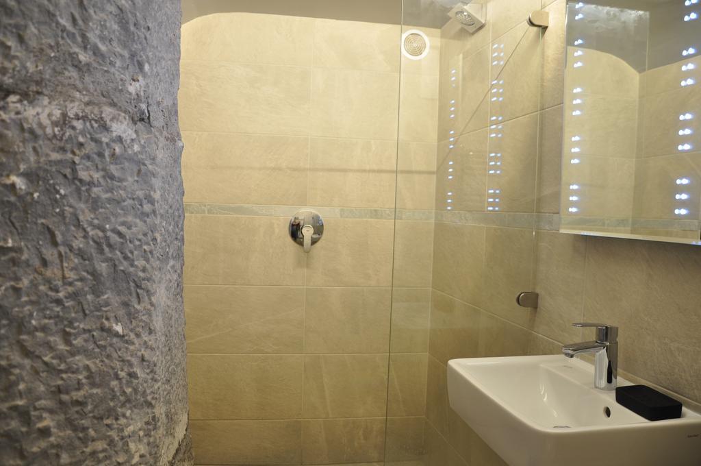 Suite Voltaire Каркассон Номер фото